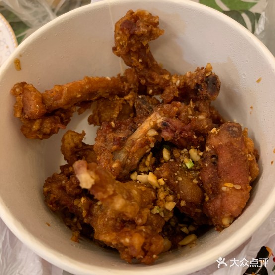 炸鸡后皇蒜香锁骨(华悦城购物中心店)