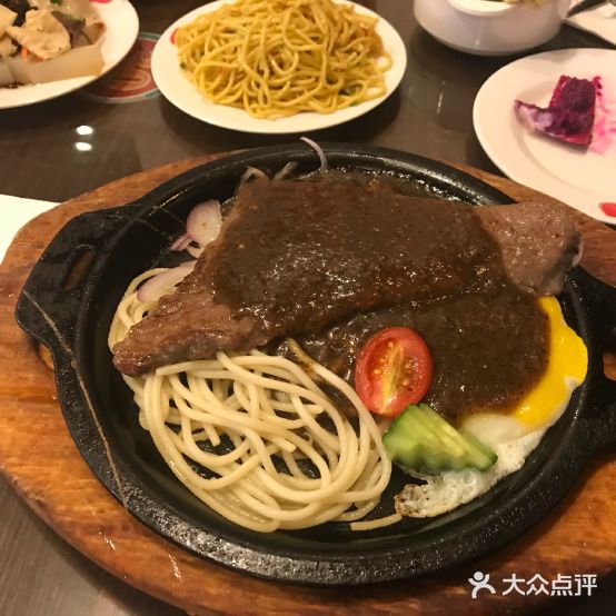 盛是经典牛排(勐海路店)