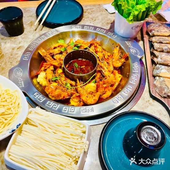 虾出名家蟹火锅(蚌埠蚌山万达广场店)