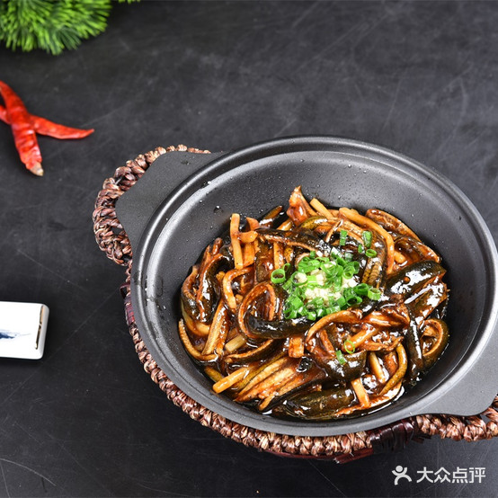 东兴饭店(光明北大街店)