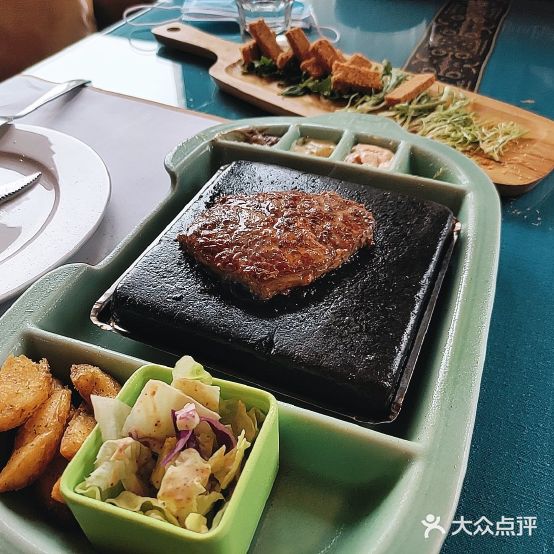 布达佩餐厅(青田店)