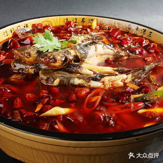 刘思黄辣丁鱼庄(明月路店)
