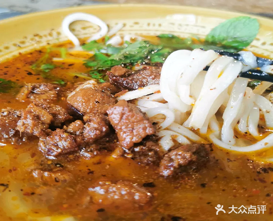 大烫锅牛肉米线(五一路店)