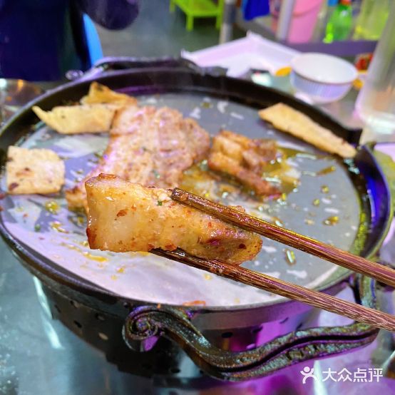 半肥瘦靠肉(百年东街店)