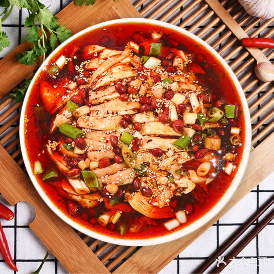 和平村屯美美棒棒鸡