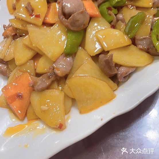 味灵菜馆特色牛头