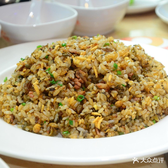 赣湘缘煨汤小菜馆(中部礼品城店)