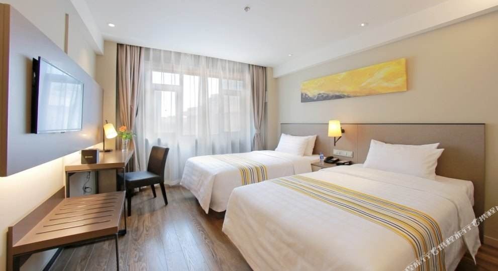 武汉高铁小布丁公寓