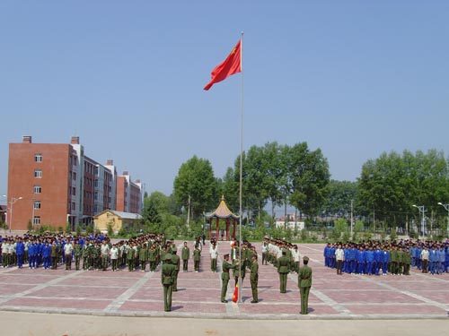 伊春技师学院