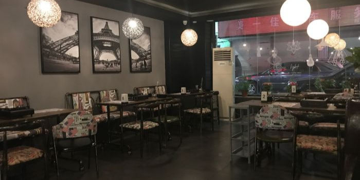 享乐吧主题餐厅(民治店)