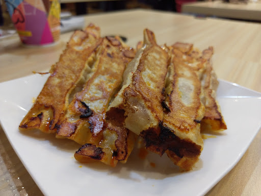 八方云集锅贴水饺专卖店