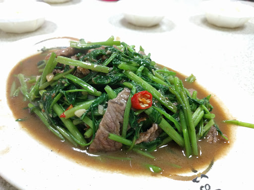 东大牛客家菜
