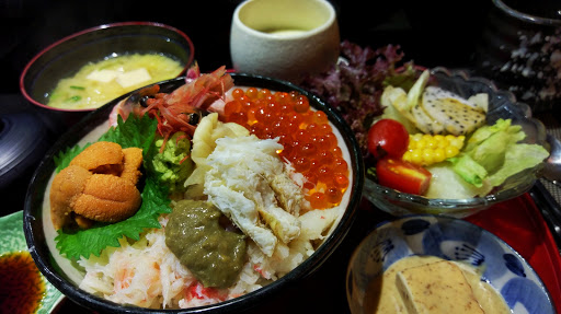 秋田和风蟹宴锅物料理