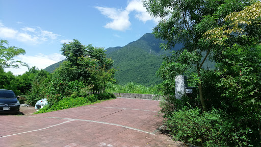 邀月纂小筑民宿