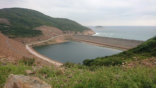 纪念碑(万宜水库)