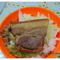 亚忠炕肉饭