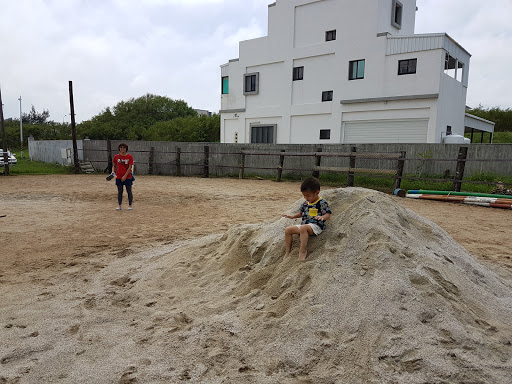 澎湖海葵遊艇育樂 （客製化包船 花火節 跳島行程 夜釣小管 SUP立槳、浮潛 水上活動玩水 民宿、汽機車代訂 ）