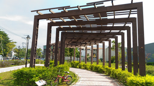 建平公园