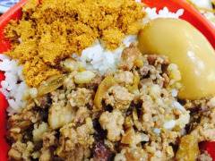 阿宗炕肉饭