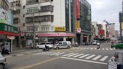 莱尔富便利商店(新竹锦华店)