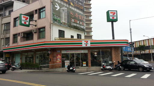 7-ELEVEN 隆华门市