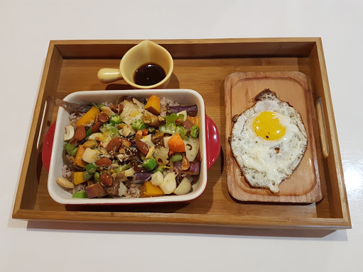 夏夫小农蔬食shafarm vegetarian restaurant公休请看fb