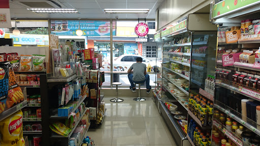 FamilyMart - Zhongyang S. Rd.