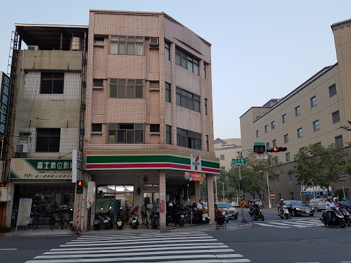 7-ELEVEN 仁勇门市