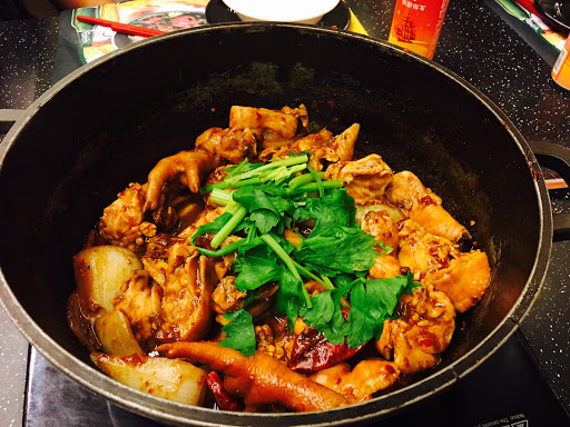 至尊重庆鸡煲(创兴广场店)