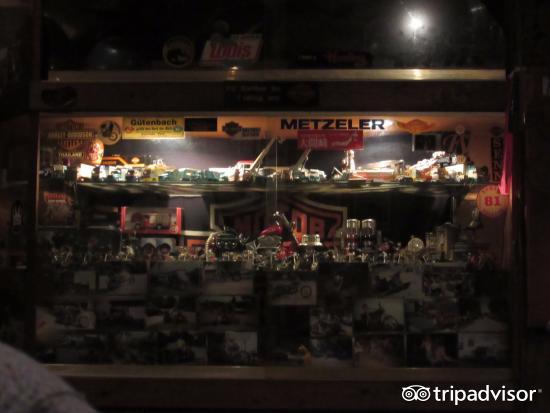 CosbySaloon