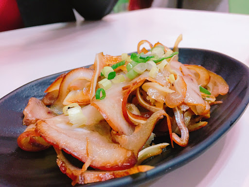 鲜滋先嚼牛奶锅烧小火锅