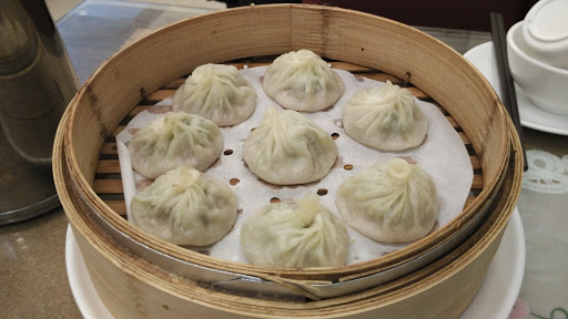 淞月汤包菜饭馆