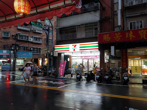 7-ELEVEN 湖鑫门市