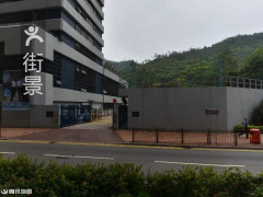 鳄鱼恤中心