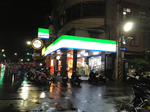 莱尔富便利商店(新庄福佑店)