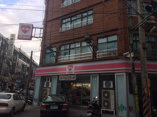 莱尔富便利商店(竹县长春店)