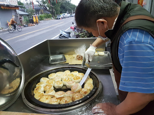 台东小胖水煎包/葱油饼