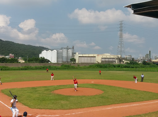 凤山溪河滨运动公园