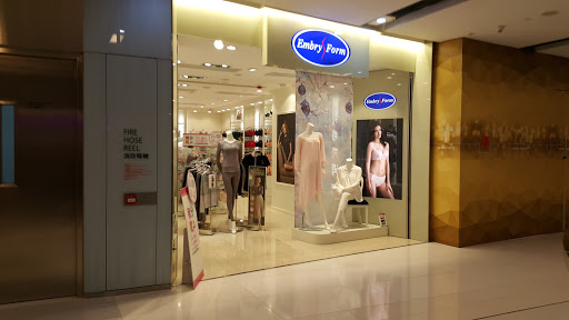 安莉芳isquare国际广店