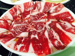 新记火锅美食(皇朝)