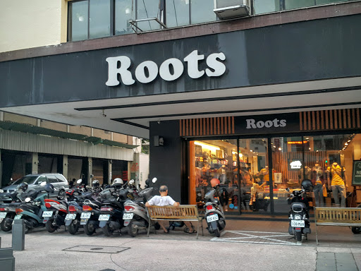 Roots高雄专卖店