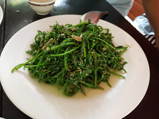 富源旺极品猪脚专壁卖店