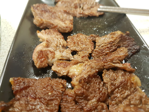 洪牛土铲牛肉汤