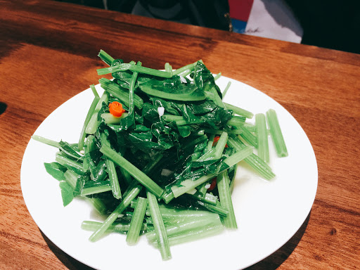 越厨擒美食料理店