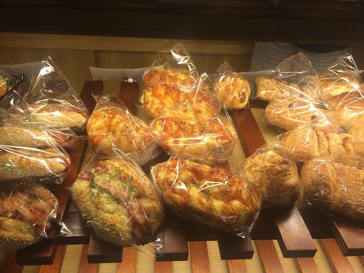 初蛋糕•豆漿蛋糕達人•八德店/彌月蛋糕/伴手禮/會議餐盒/生日蛋糕