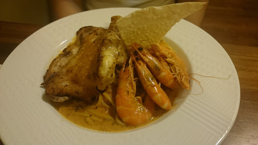 日蝕餐酒Eclipse Bistro and Cocktails
