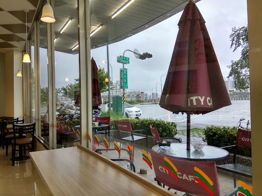 7-ELEVEN 德中门市