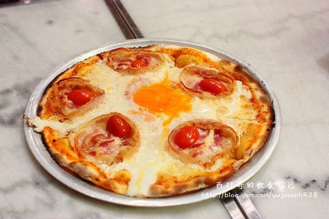 Piccolo Pizzeria & Bar(坚尼地店)