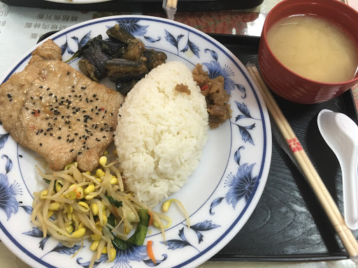 好来屋餐饮