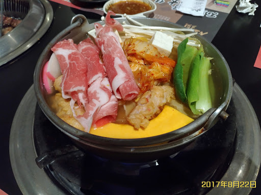 石头烧肉火锅日式料理吃到饱